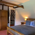 Beaumont\'S Cottage